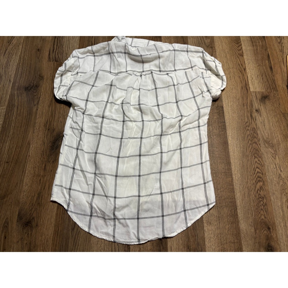 Sim & Sam Shirt Womens Size L White Plaid Button Down High Low Short Sleeve - Picture 2 of 12